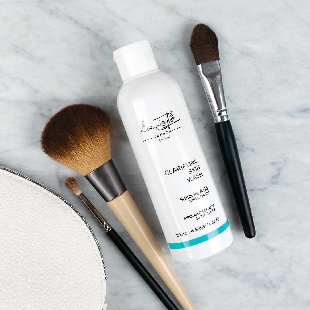 CLARIFYING SKIN WASH 200ML