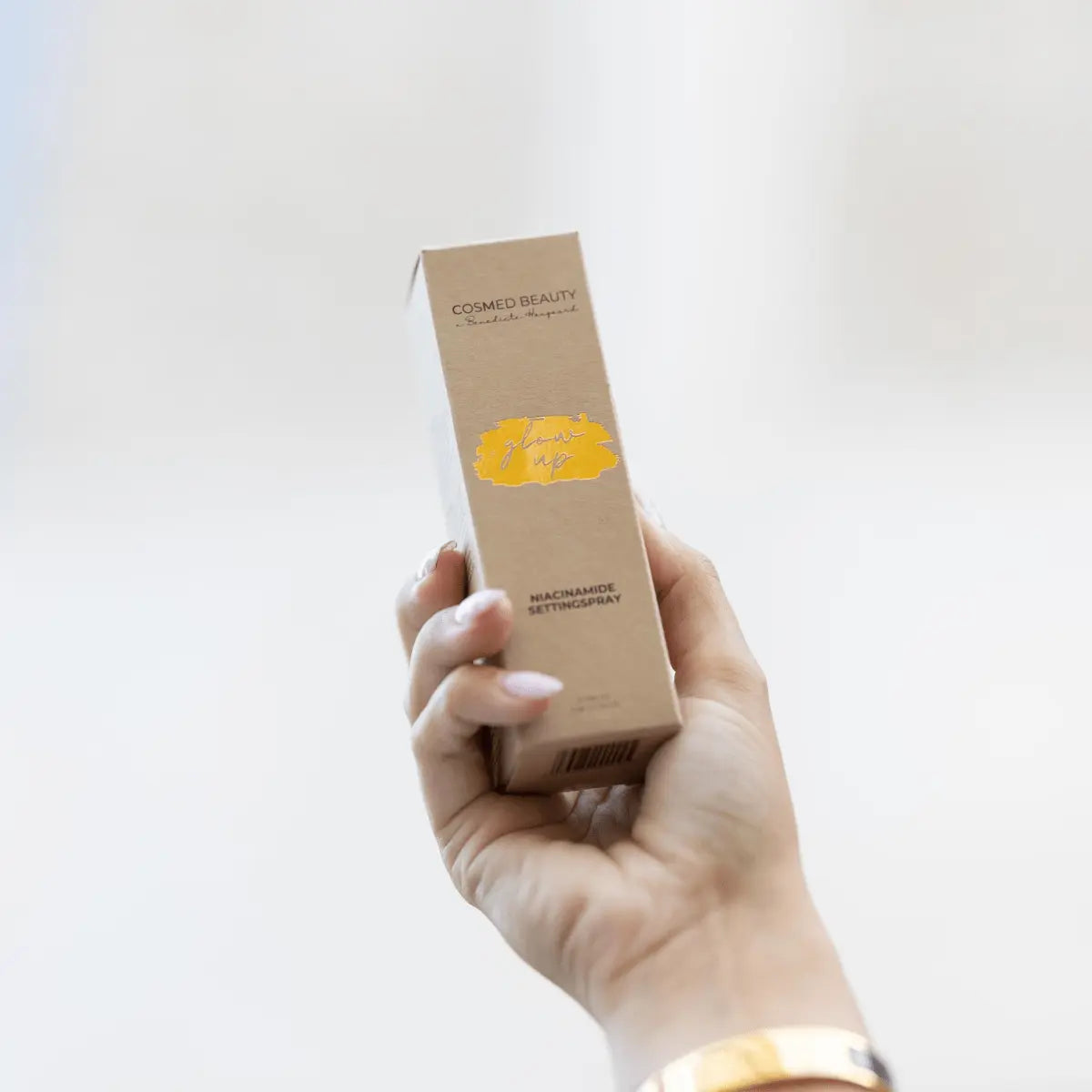 GLOW UP NIACINAMIDE SETTING SPRAY 100 ML